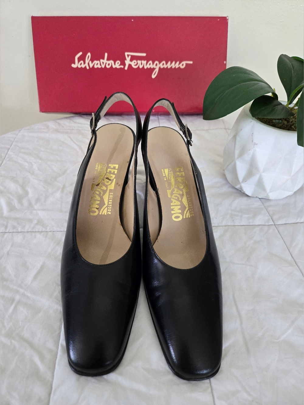 Salvatore Ferragamo Black Leather Slingback Pumps Size 8.5